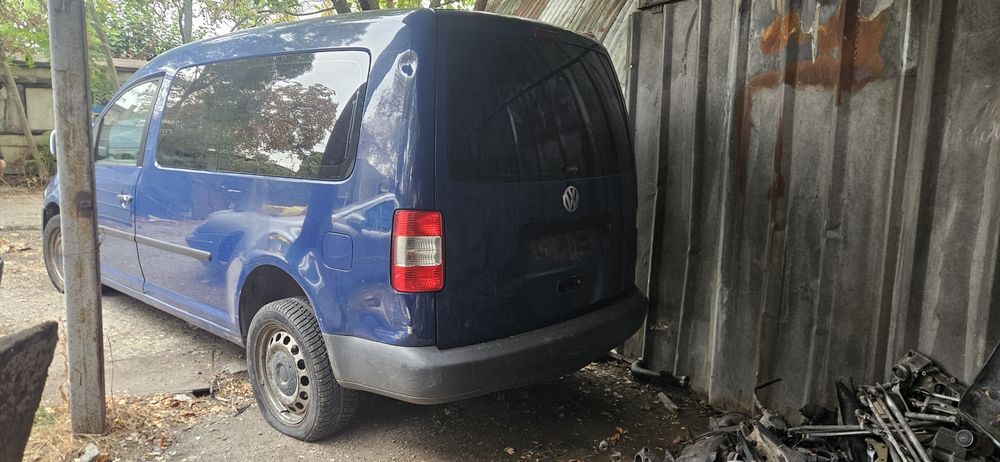 VW  CADDY II 2.0 TDI 140 коня BMM 8V 2008 година На Части