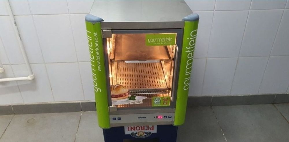 Vitrina calda Ragus Delice 704