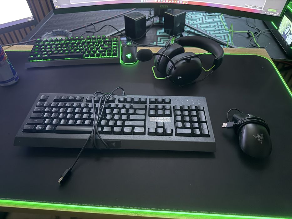 Набор перифирри Razer мышка, клавиатура + коврик