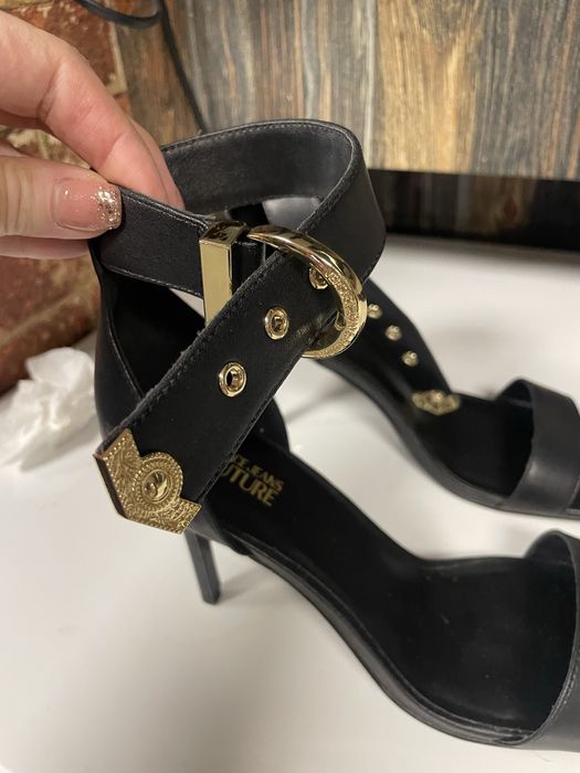 Нови обувки сандали Versace JC