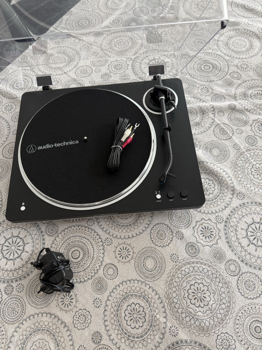 Audio Technica Bluetooth Грамофон