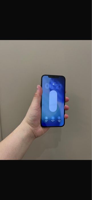 Продам Айфон 12про 128гб