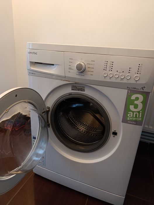 Mașină de spălat rufe Artic