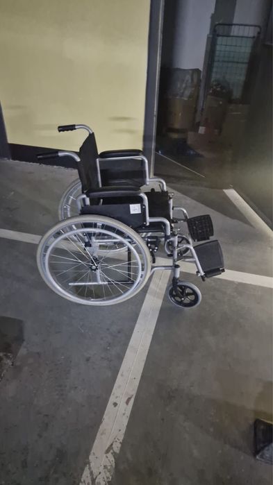 Инвалидная коляска