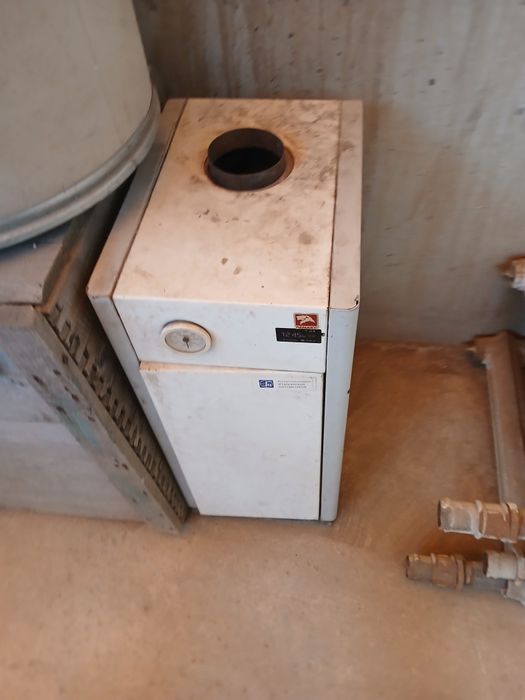 Продам газовый котел