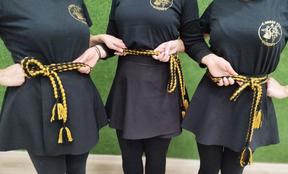 Плетени колани за танци