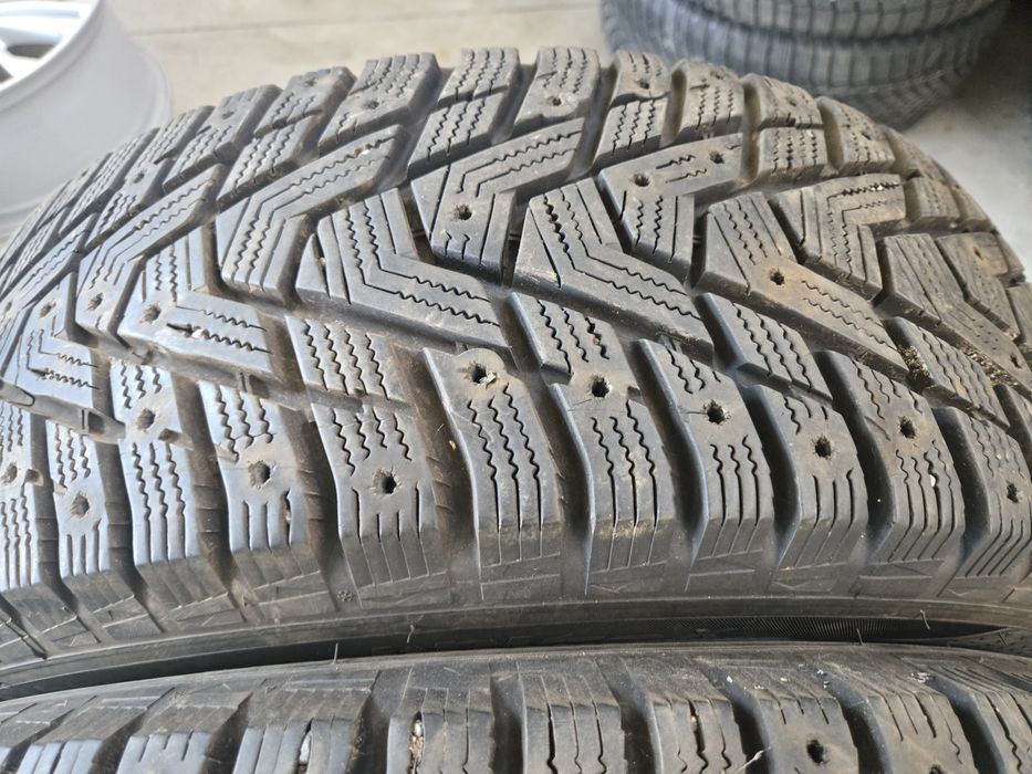 Anvelope iarna 225 60 17 Hankook dot2022 ca si noi