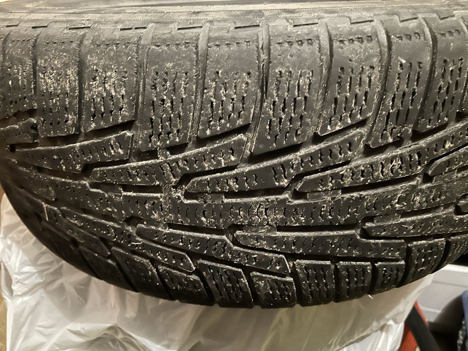 Автошины 19 размер продам