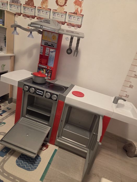 Bucatarie copii stare foarte buna