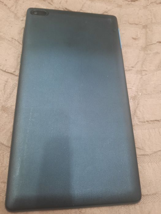 Планшетный компьютер планшет Lenovo tab 7 essential