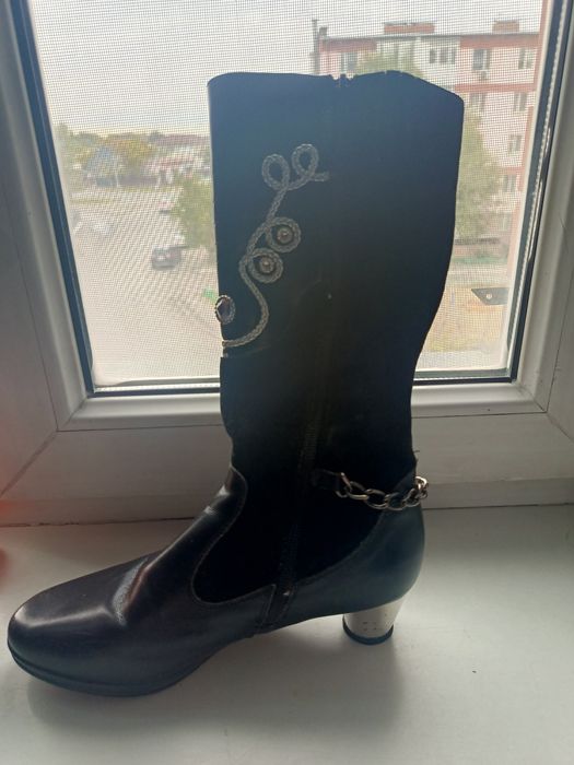 Продам сапоги женские