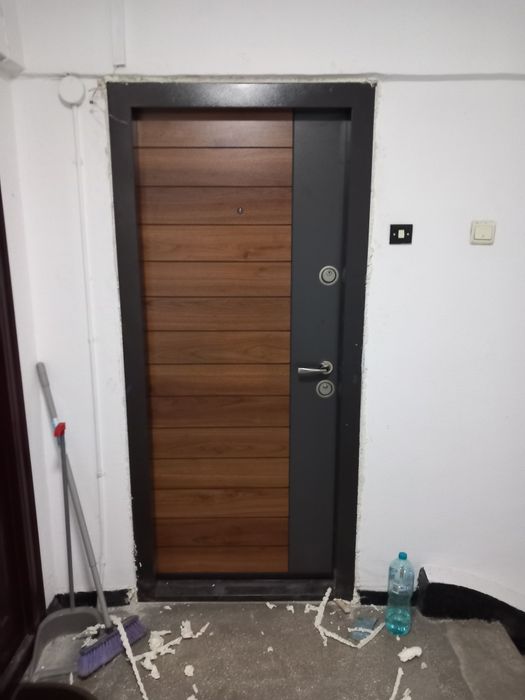 Usi de intrare usi apartamente si case usi metalice