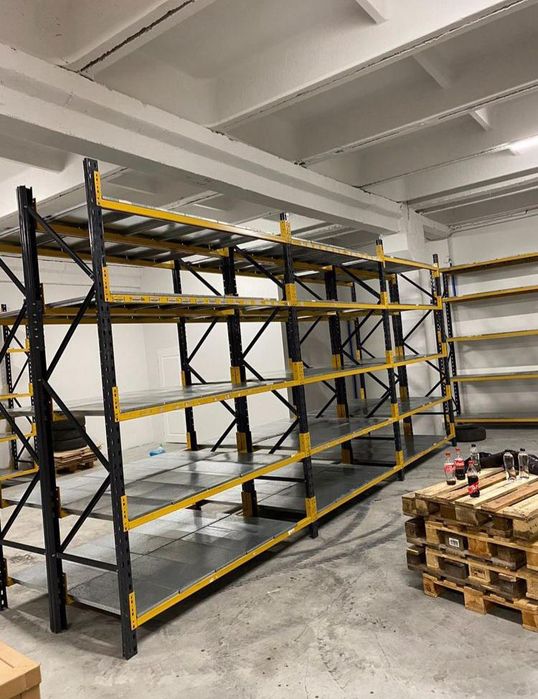 Rafturi metalice depozitare paleti