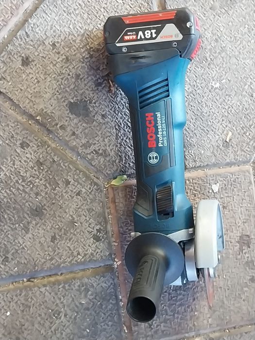 Flex pe acumulatori  BOSCH GVS 18-125 V-LI  fabric. 2021 dar nou