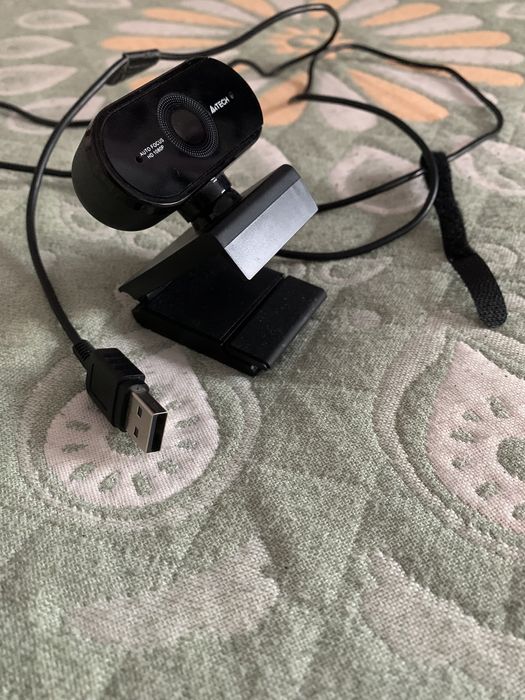 Веб-камера A4Tech PK-930HA черный