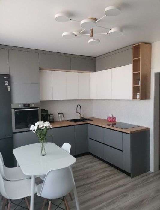 Кухонная Мебель на заказ