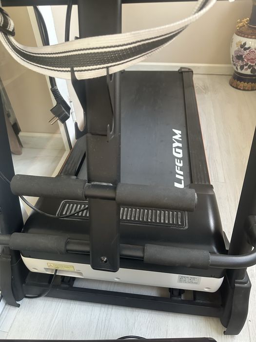 Беговая дорожка LifeGYM