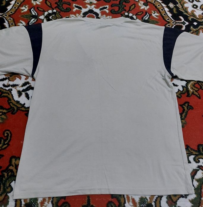 Продаю обычную футболку для мужчин