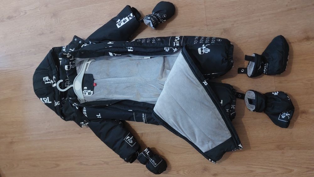 Продам детский комбинезон