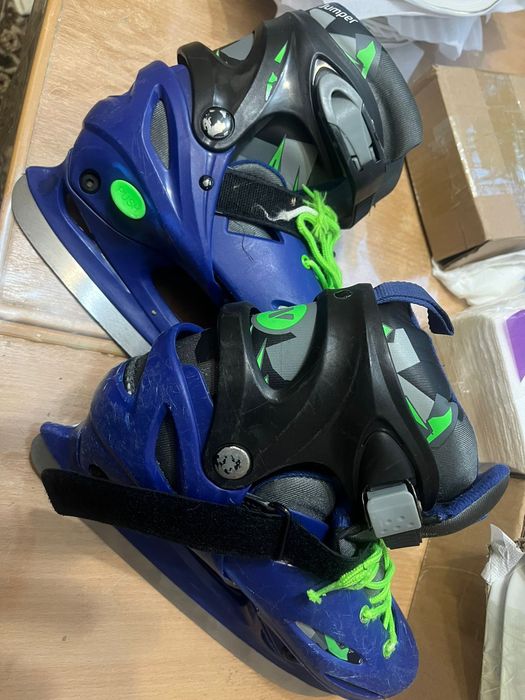 Продам коньки срочно!