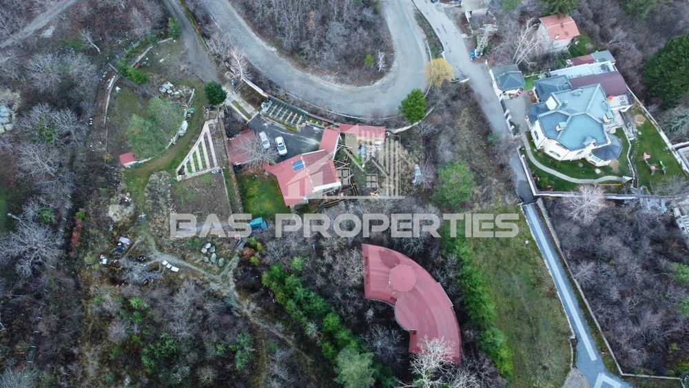 Продава се Парцел в София, Драгалевци - 1918 кв.м за 184 €/кв.м - Снимка #1