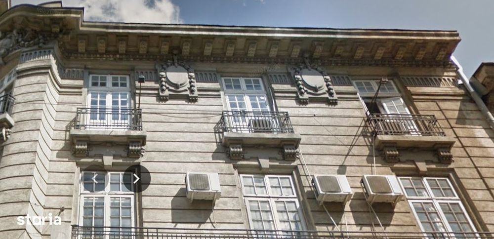 Spatiu birouri 12 camere