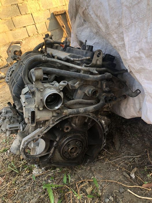 Мотор Двигатель от Лансер 10  объем 1,6