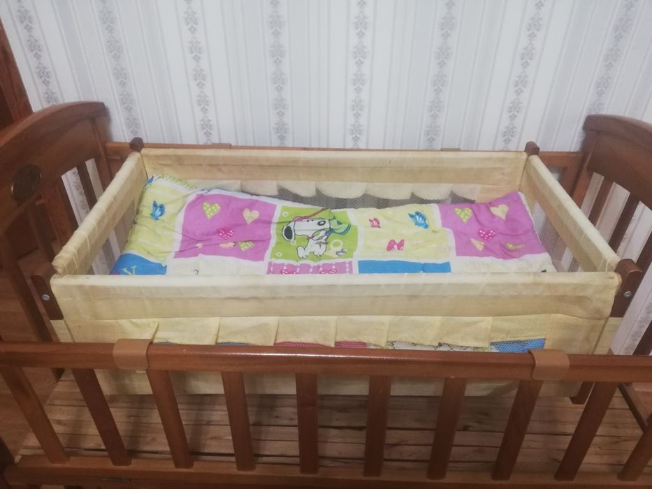 Манежка с люлькой и отдам коляску
