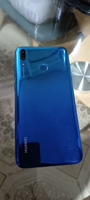 Продам телефон Хуавей