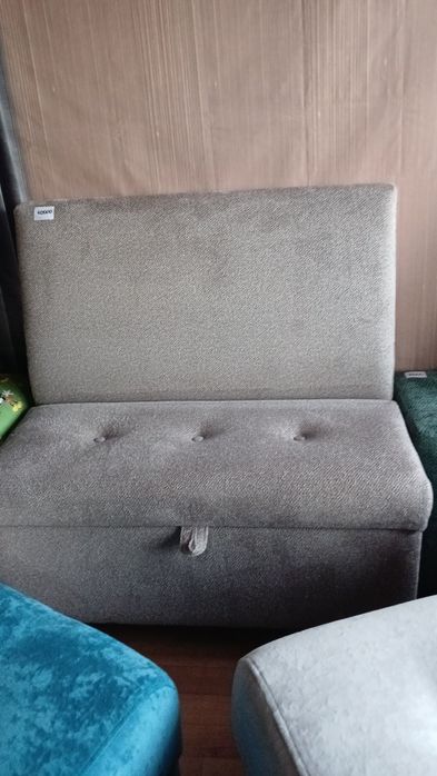 Продам стул в прихожую