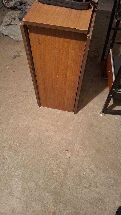 Стол для гостиной