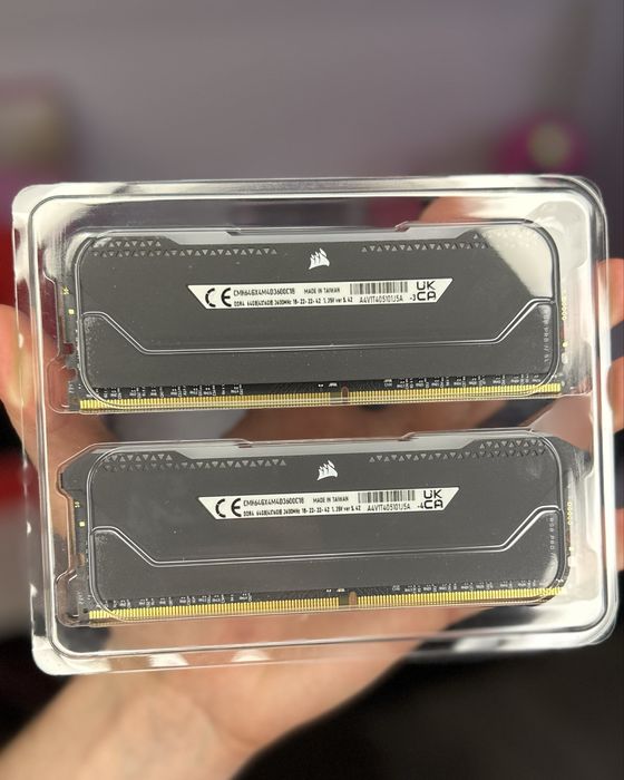 Kit Memorie RAM Corsair Vengeance RGB PRO SL 64GB (4x16GB) DDR4 3600MHz - Nou