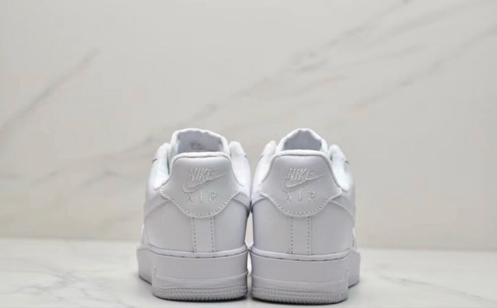 Adidasi Nike Air Force 1 Low Triple White Super Pret Calitate Premium