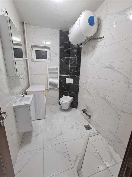 Дава се под наем Двустаен апартамент в Бургас, Братя Миладинови - 53 кв.м за 178.5 € - Снимка #3