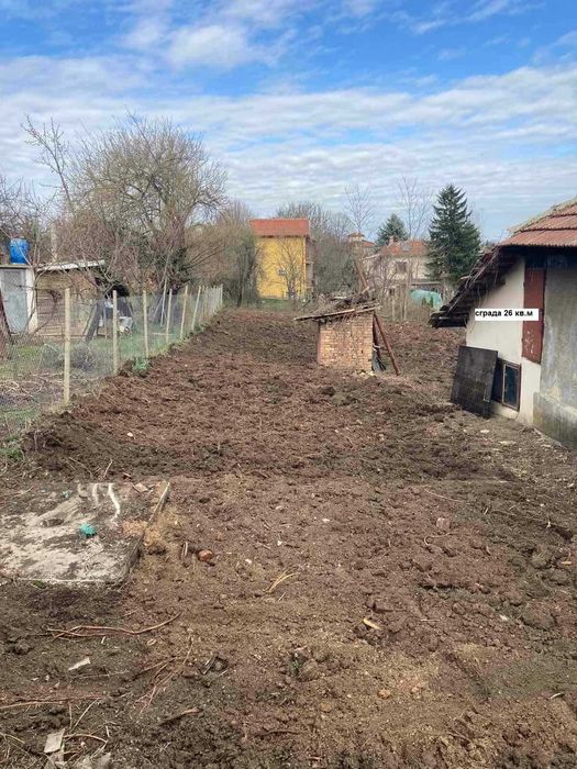 Продавам парцел в село Червена вода, област Русе