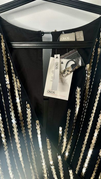 Миди платье с рукавами Asos