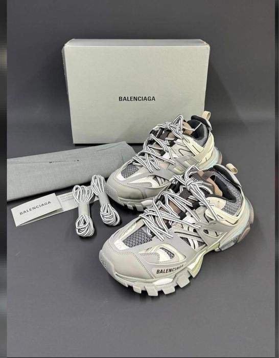 Balenciaga Track