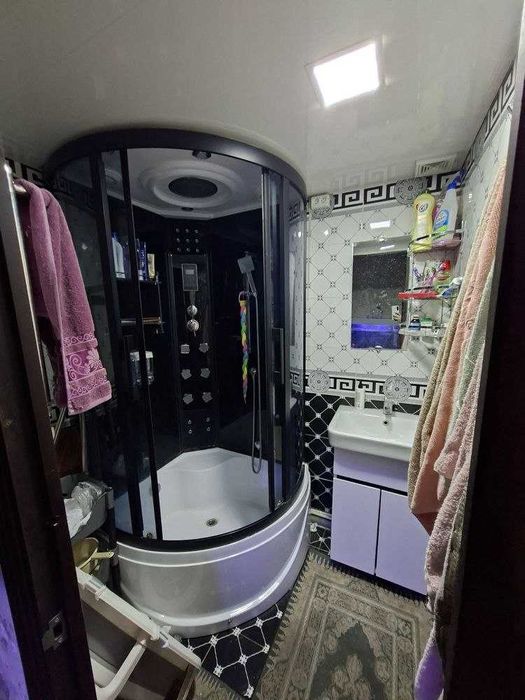 Продаётся квартира в Шайхонтохурском районе