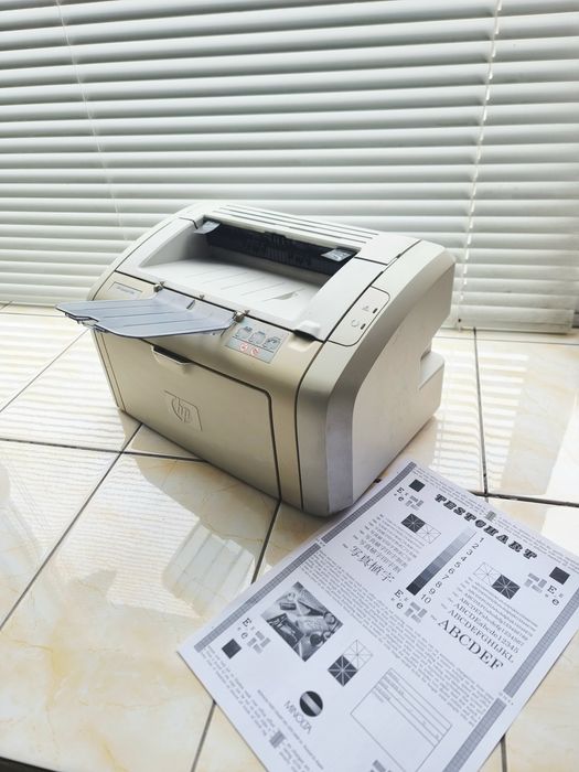 Принтер HP LaserJet 1018