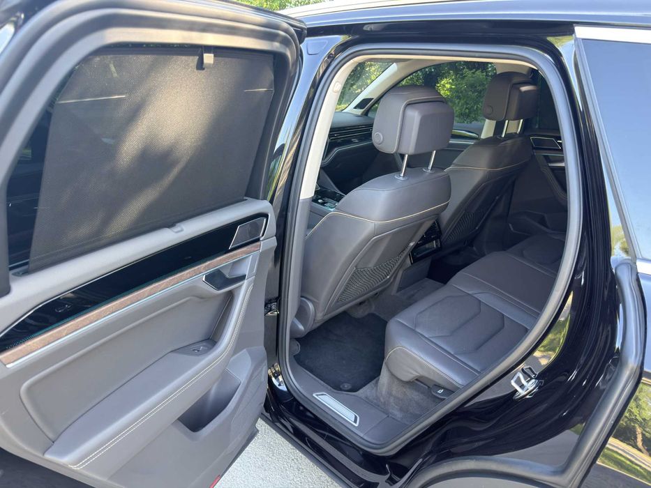 VW Touareg Elegance 3.0 V6 TDI