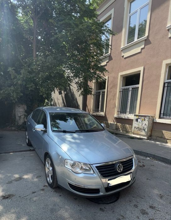 Vând volkswagen passat b6