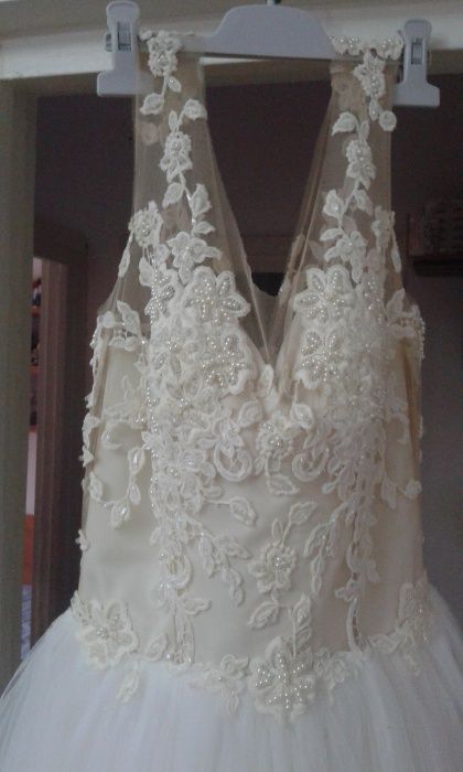 Rochie mireasa 2018
