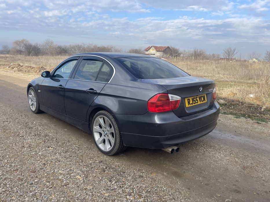 Dezmembrez bmw e90