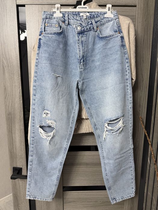 Продам джинсы Twist новые