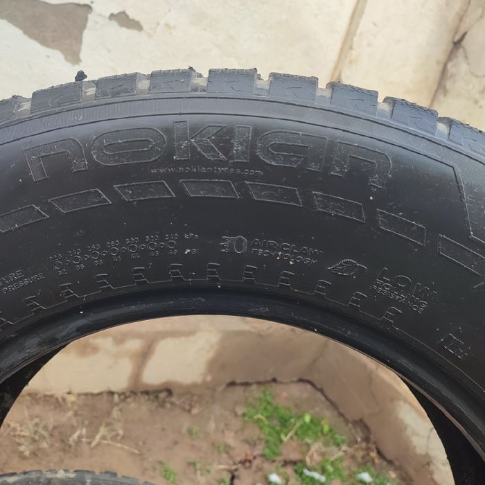 Б/у зимние шины 4шт