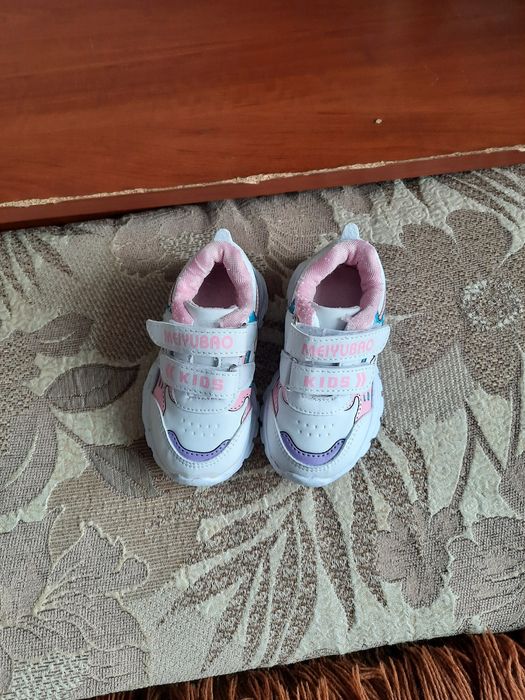 Продам детские красовки