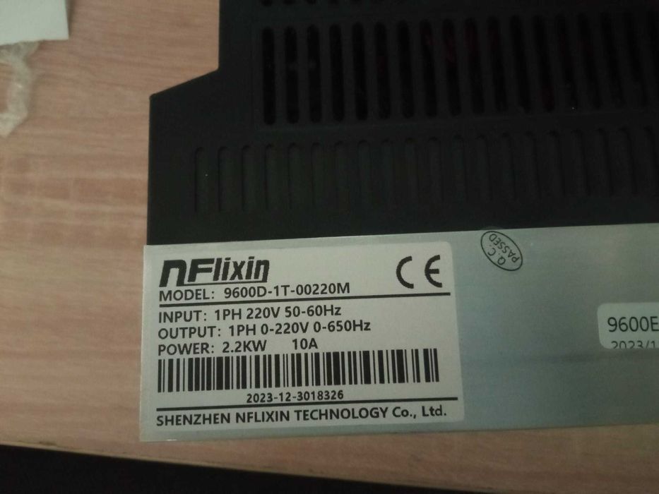convertizor fregventa  monofazat 230v /2.2kw