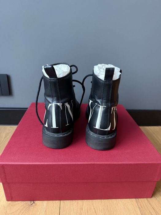 Дамски боти Valentino