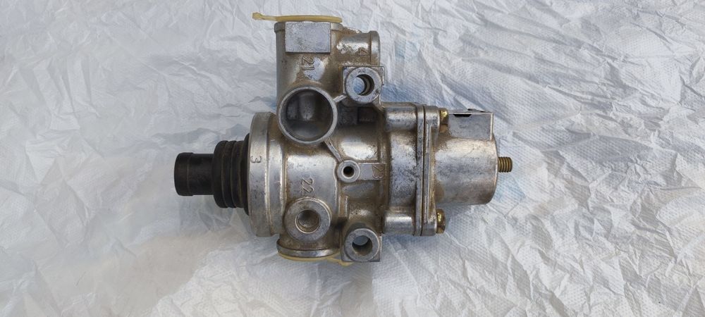 Регулятор давления KNORR-BREMSE - DR3529
