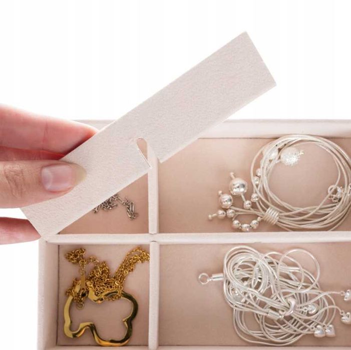 Кутия за бижута, органайзер с огледало и чекмеджета